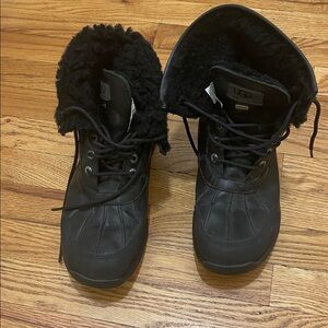 UGG Women's Black Lace-Up Winter Boots